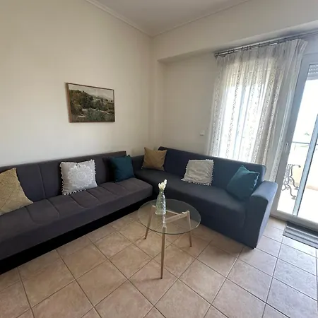 House Mouries-only 100m From The Sea *